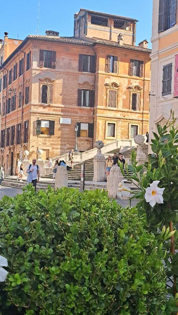 spanish steps Rome