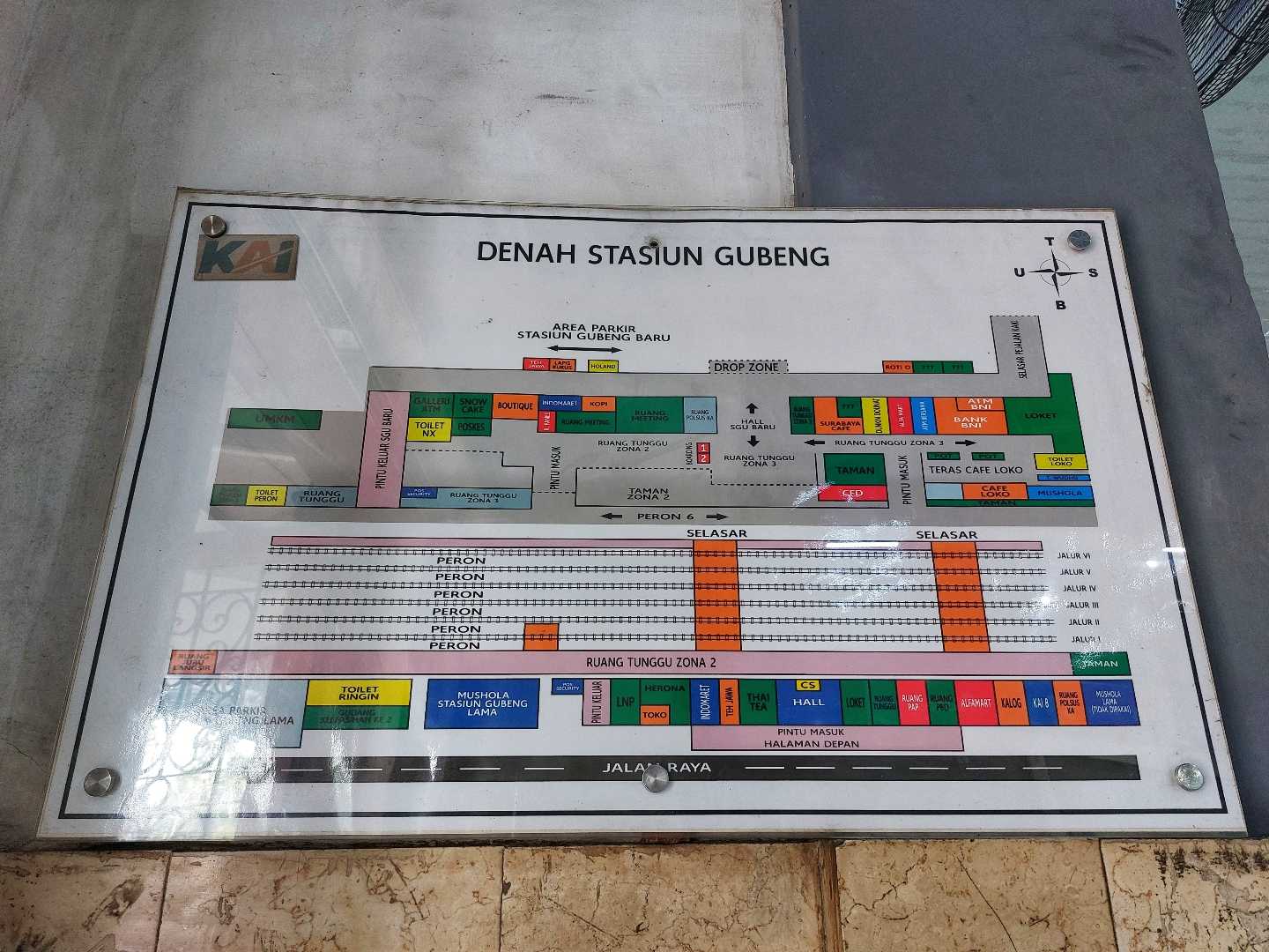 gubeng station floor plan
