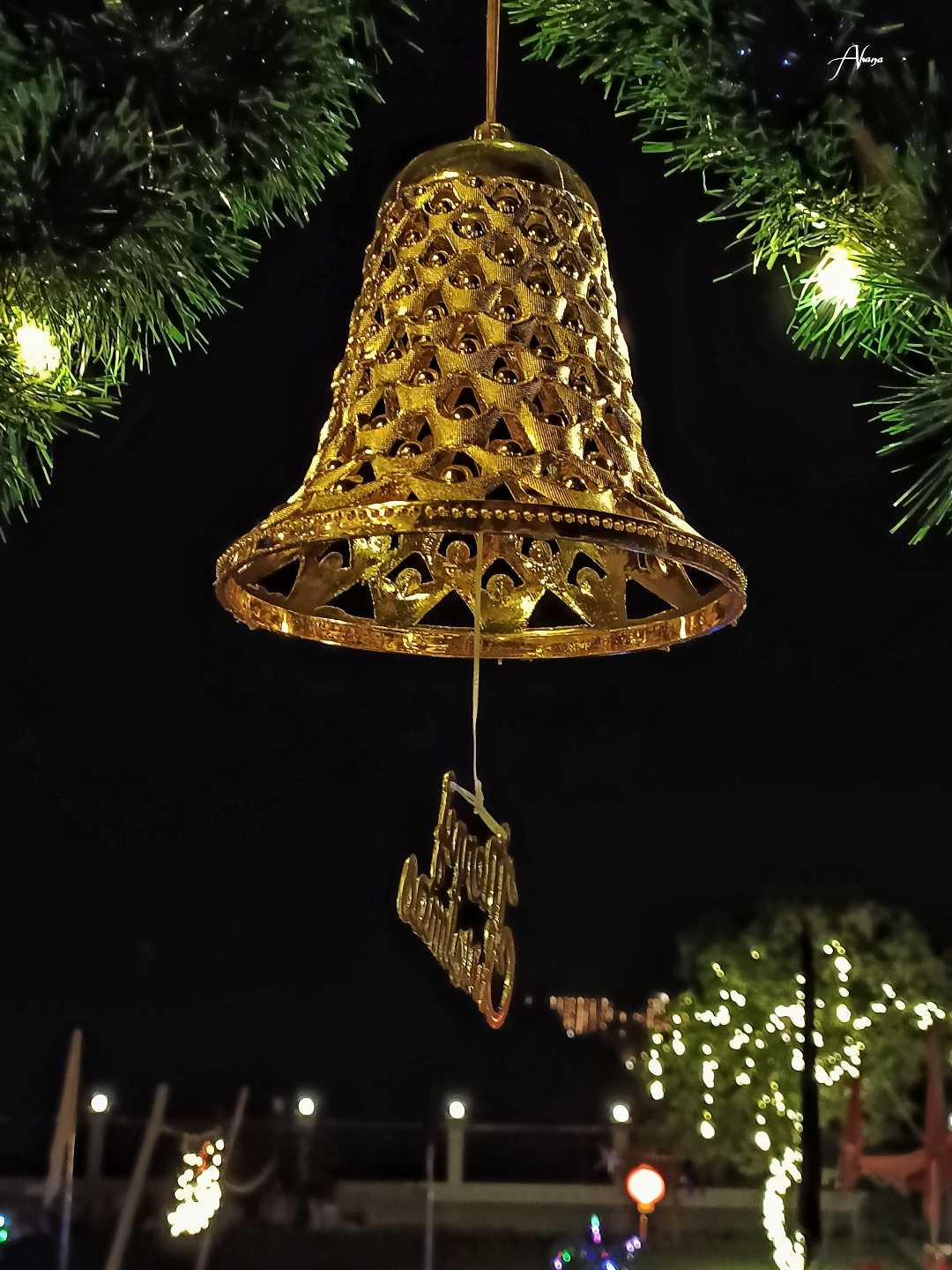CHRISTMAS DECORATIONS 