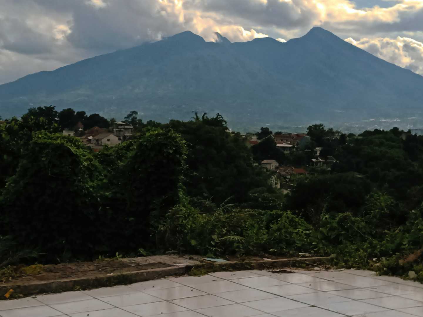 Gunung Salak