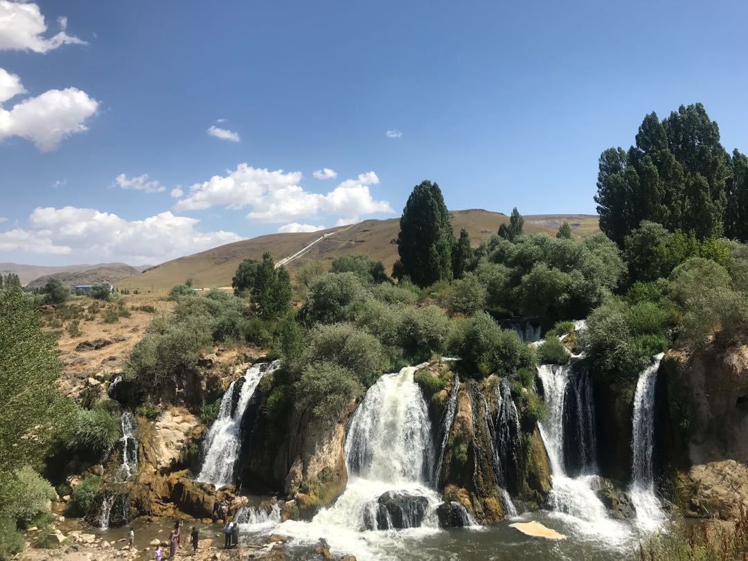 Van Muradiye Şelalesi / Van Muradiye Waterfall