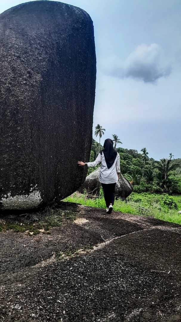 big stone