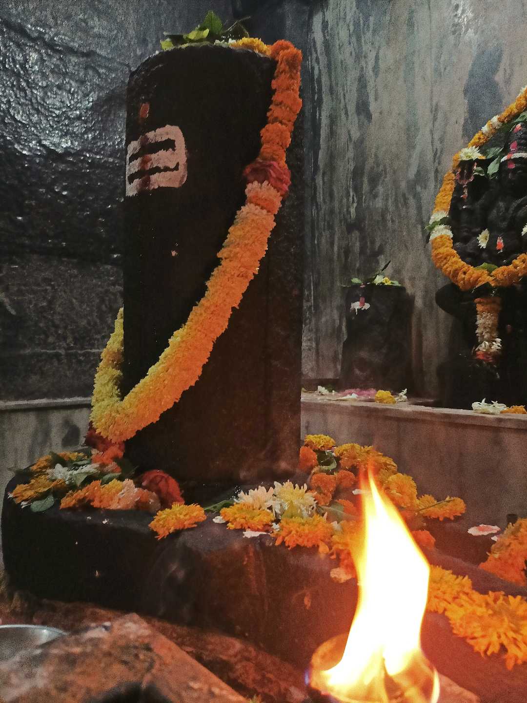 Shiv temple 🙏🏻 Manpur