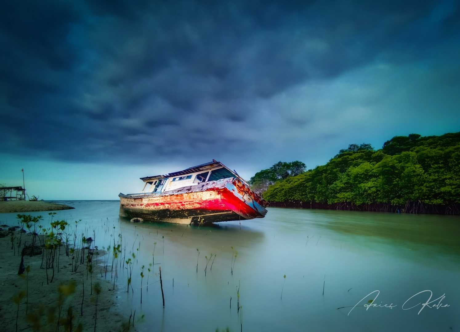 pantai Pengkolan 