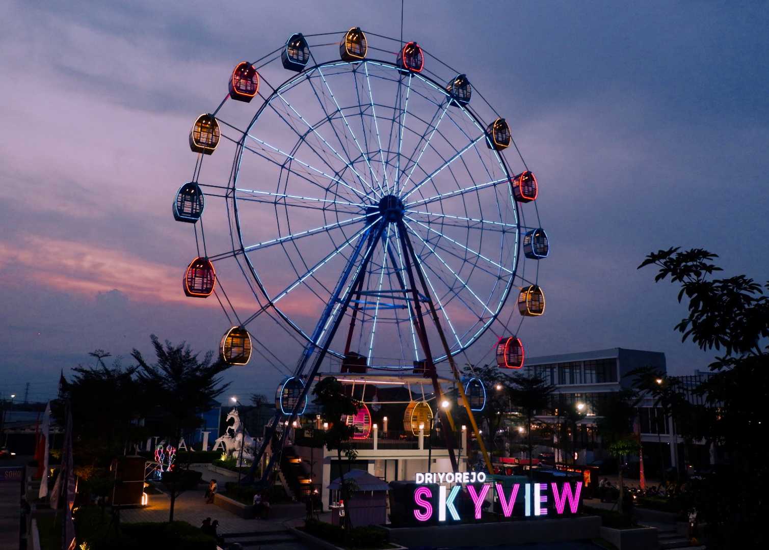 skyview and ferriswheel 