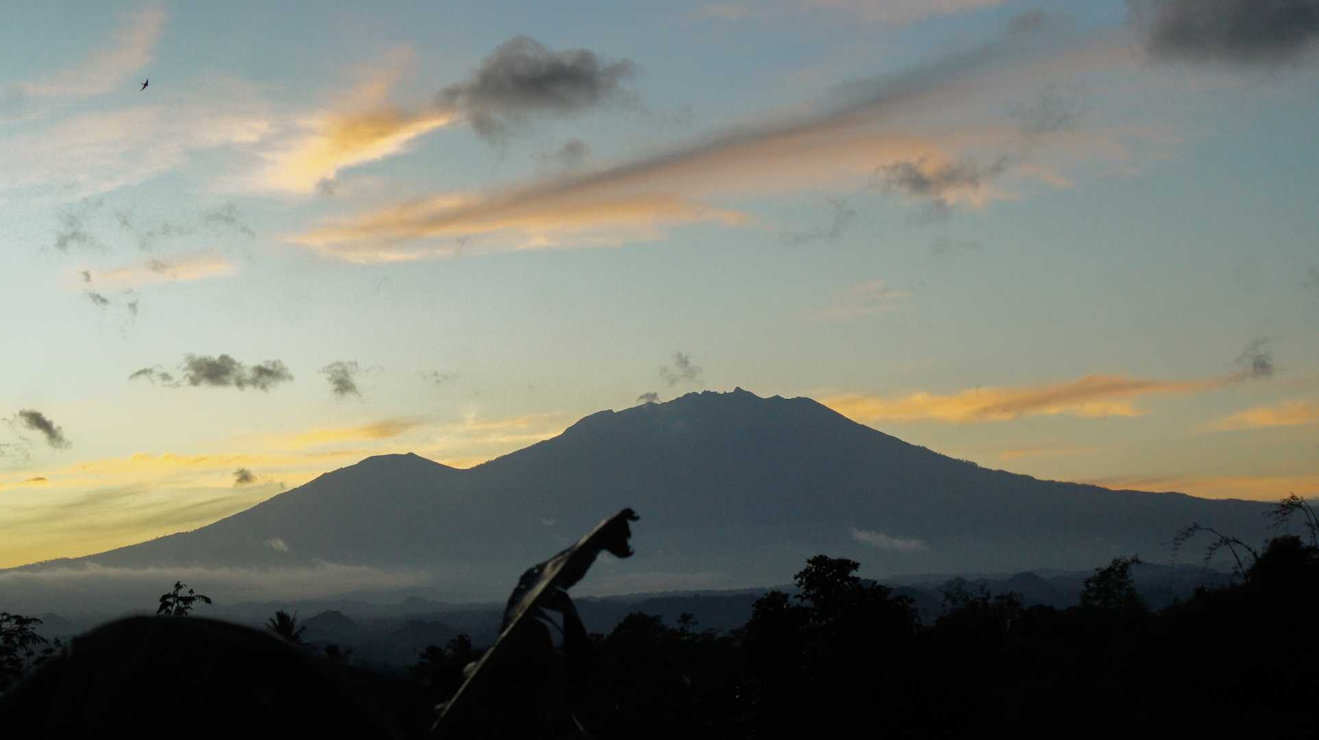 Gunung Raung