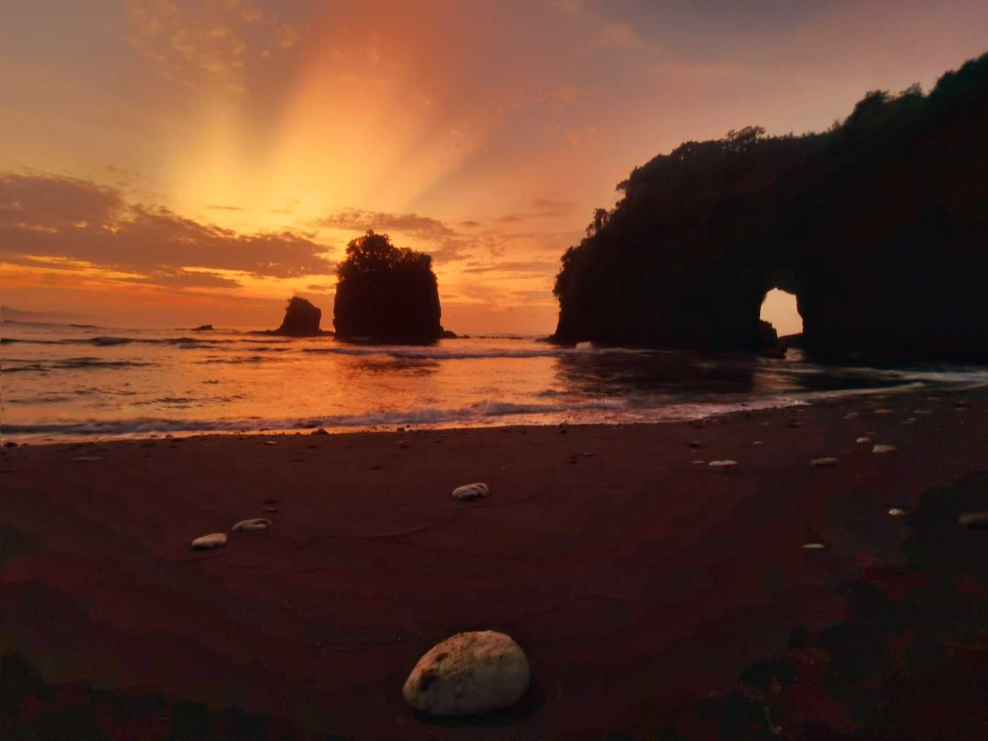 fajar Pagi di pantai licin 