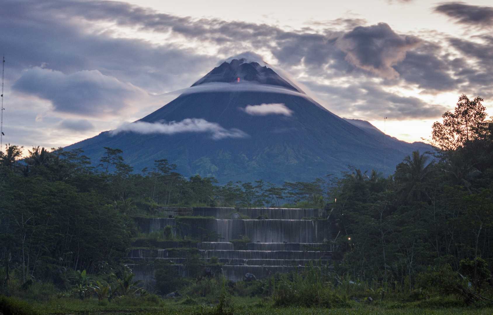 WATU PURBO