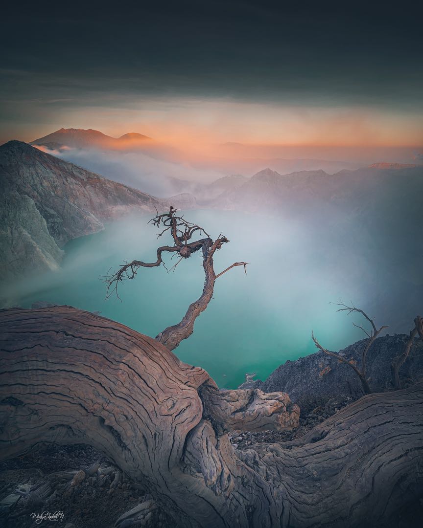IJEN CRATER SUNRISE