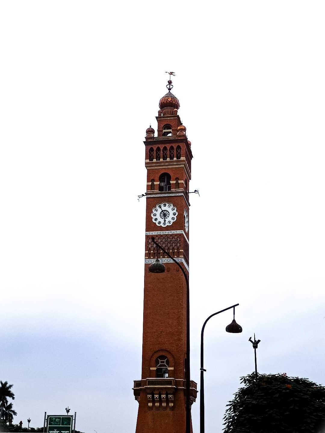 Clock tower lucknow