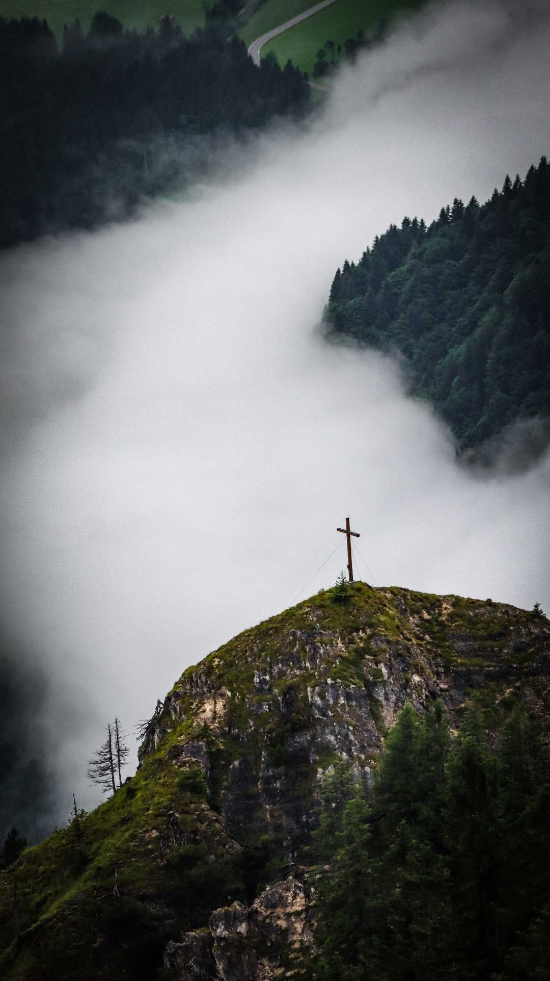 Above the clouds 🙌