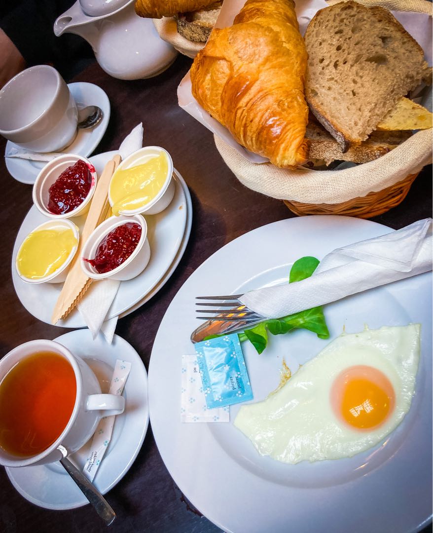 French Breakfast 