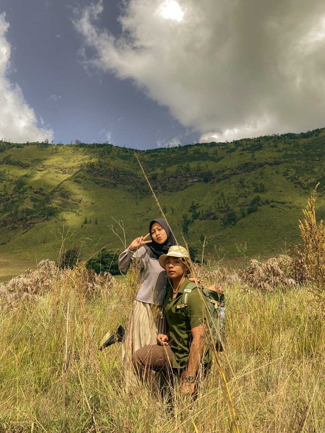 Foto dengan guide wisata