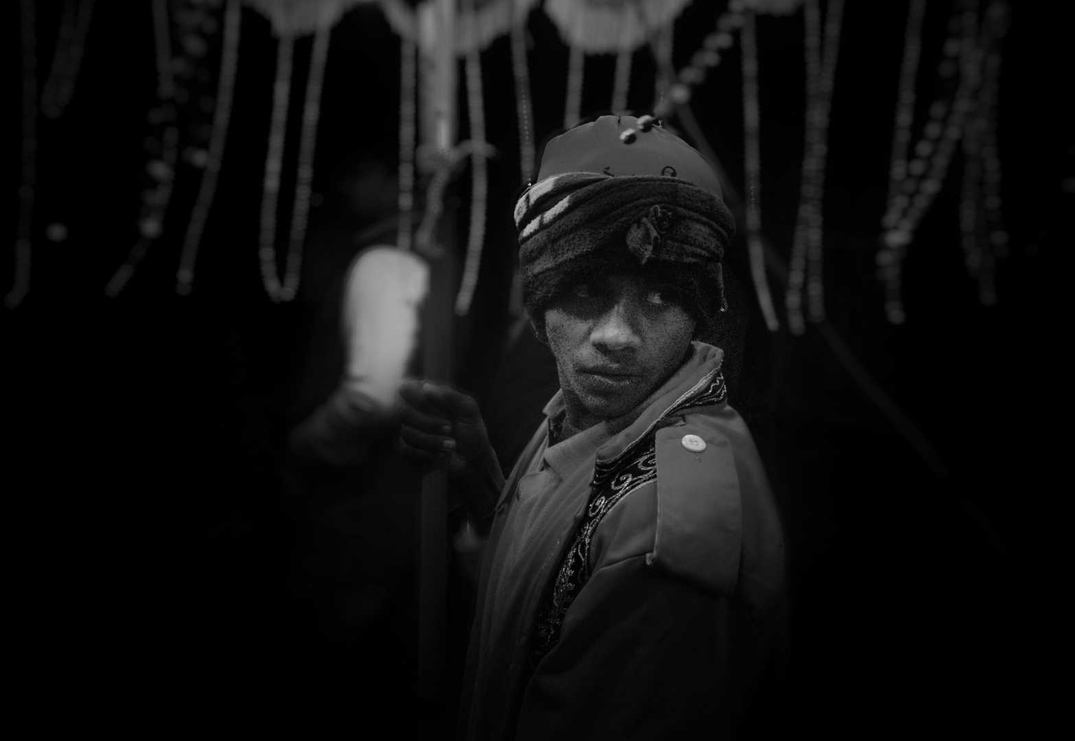 The Boy 

#dramaticstreet 
#flassyscorpion 

#streetphotogra