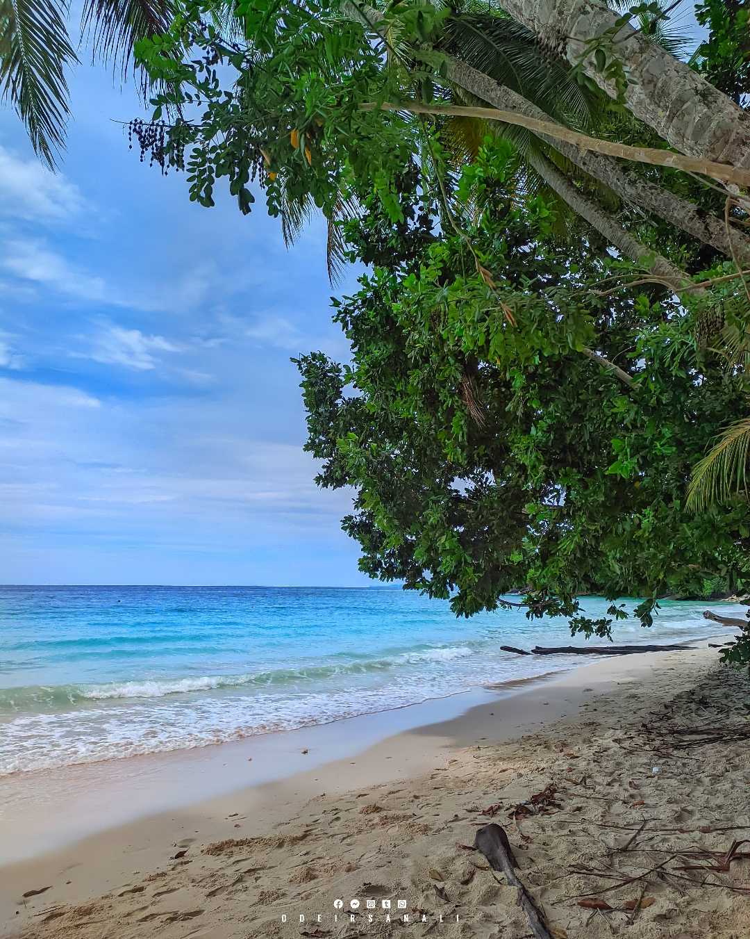Pantai Wambar