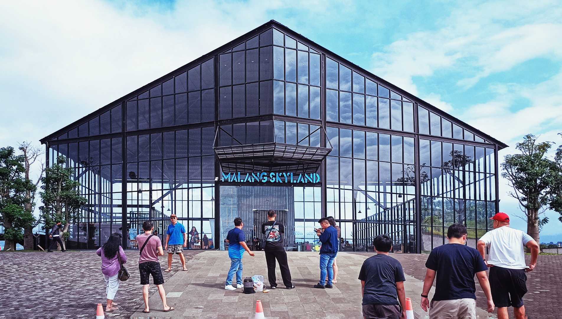 malang skyland (destinasi wisata) 