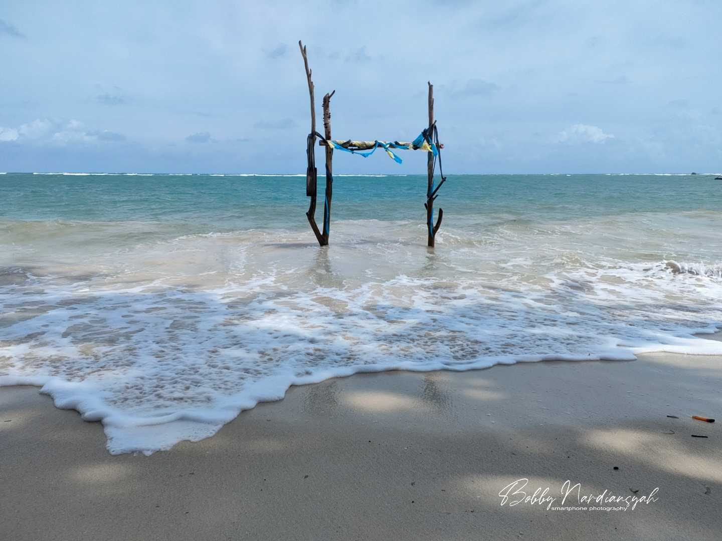 Pantai Madu Tiga 