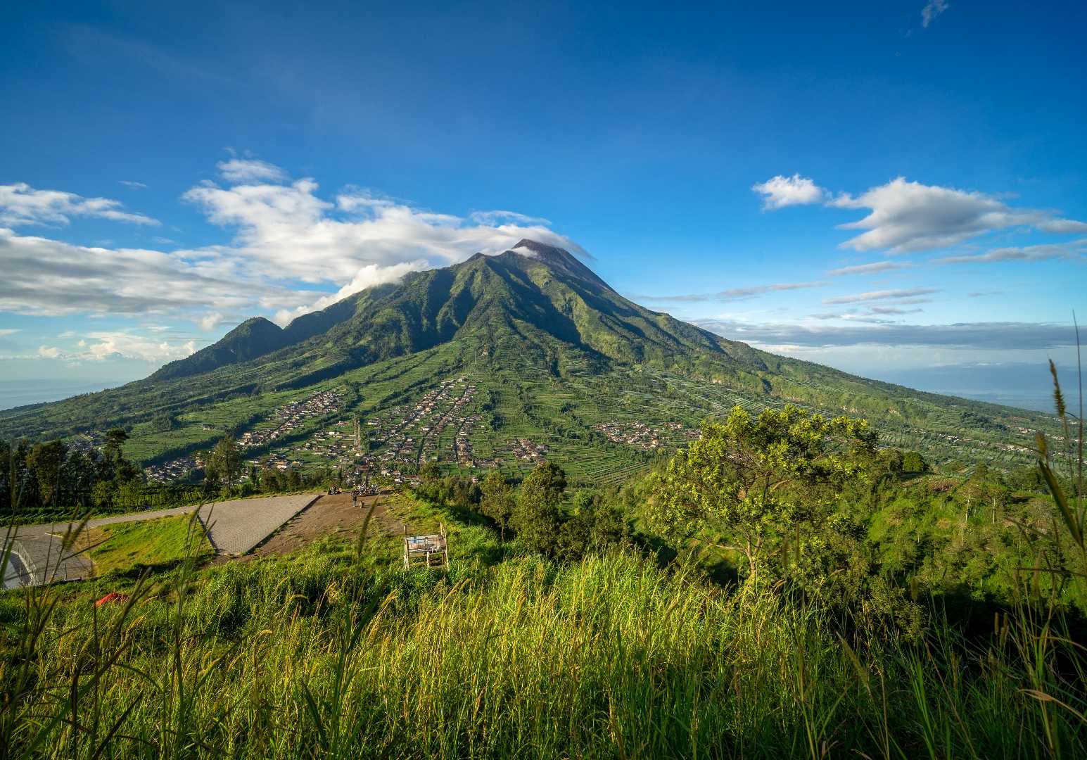 Merapi Mount & Lake Manajar