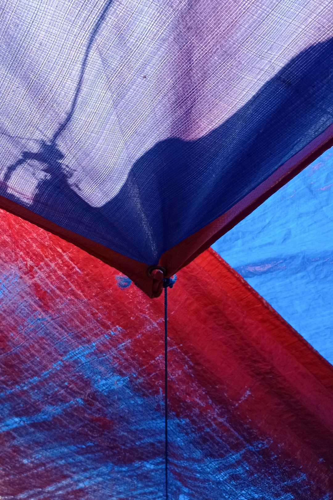 Merah dan Biru