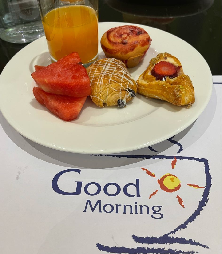morning scenes 