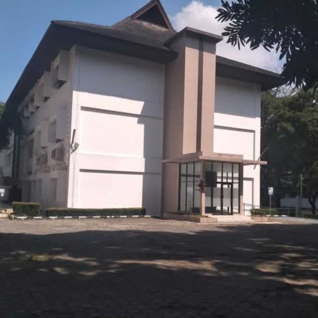 Side of Campus