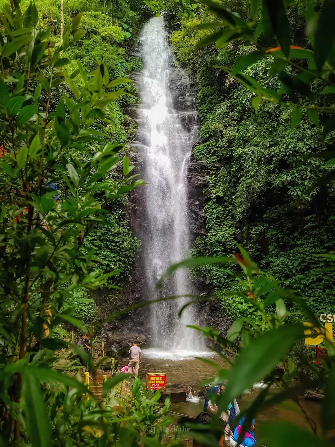 Dlundung waterfall