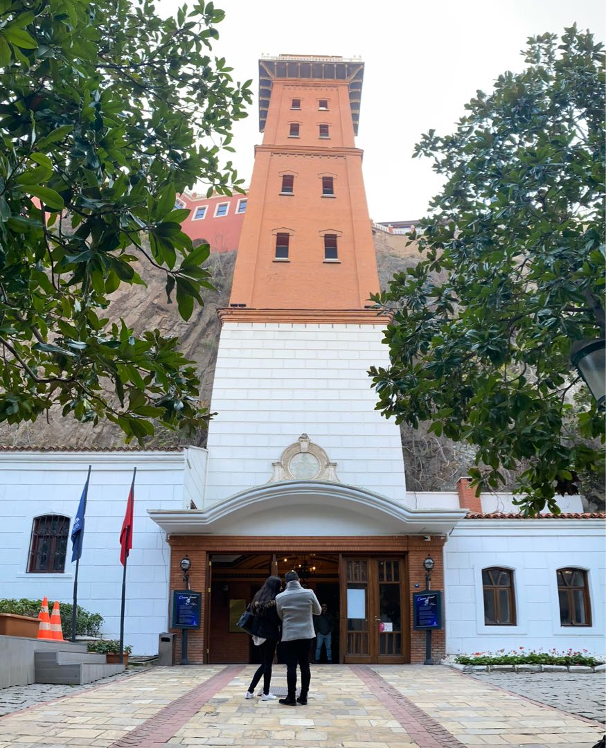 Tarihi Asansör
