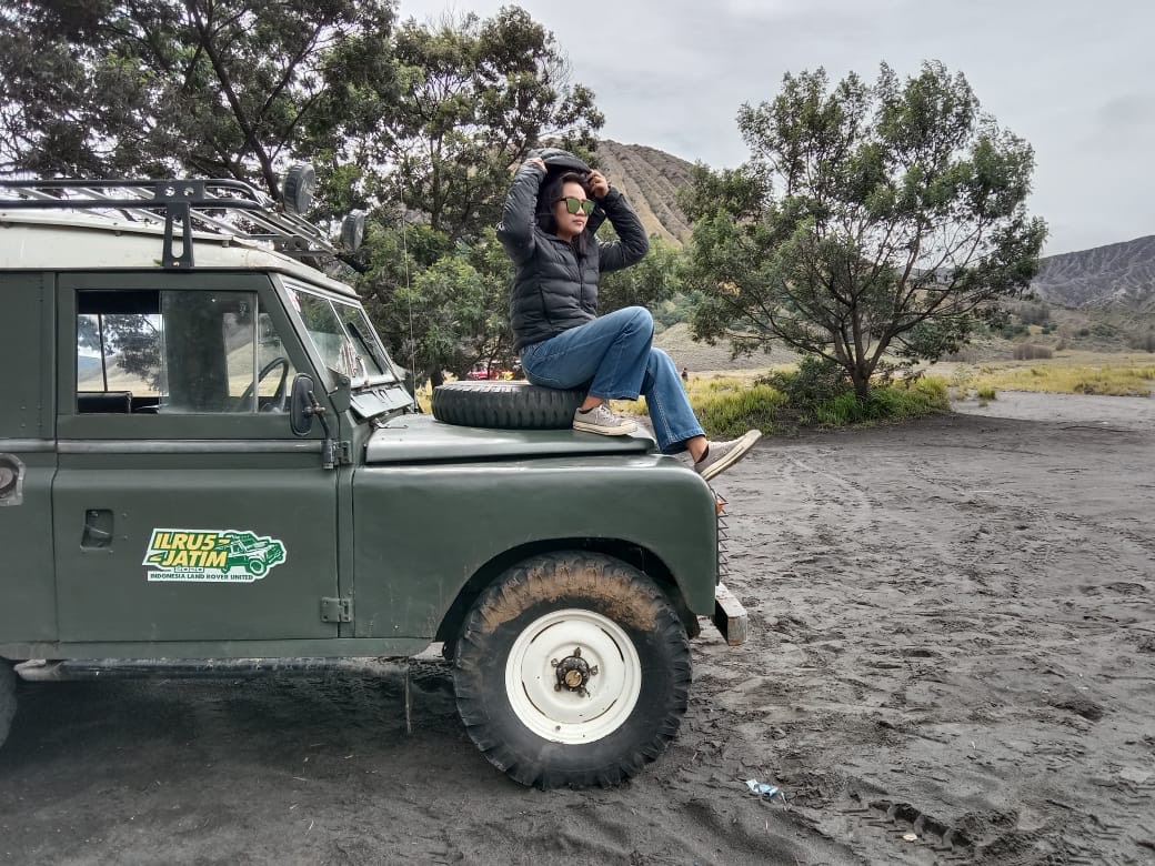 while enjoying the beauty of Bromo