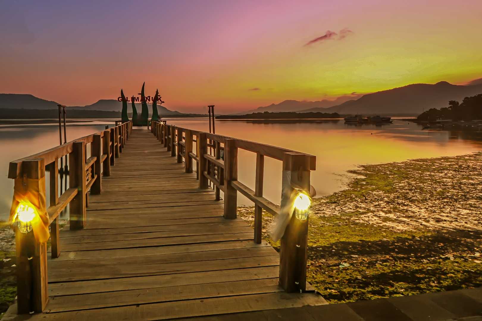 Dermaga Teluk Gilimanuk