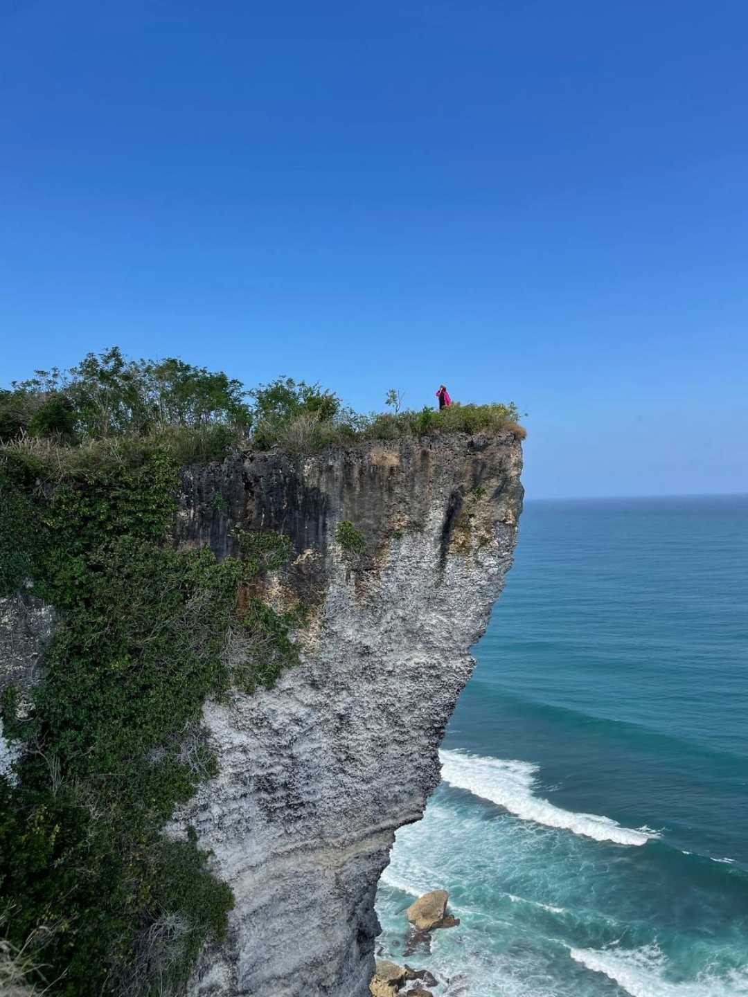 karang Boma cliff