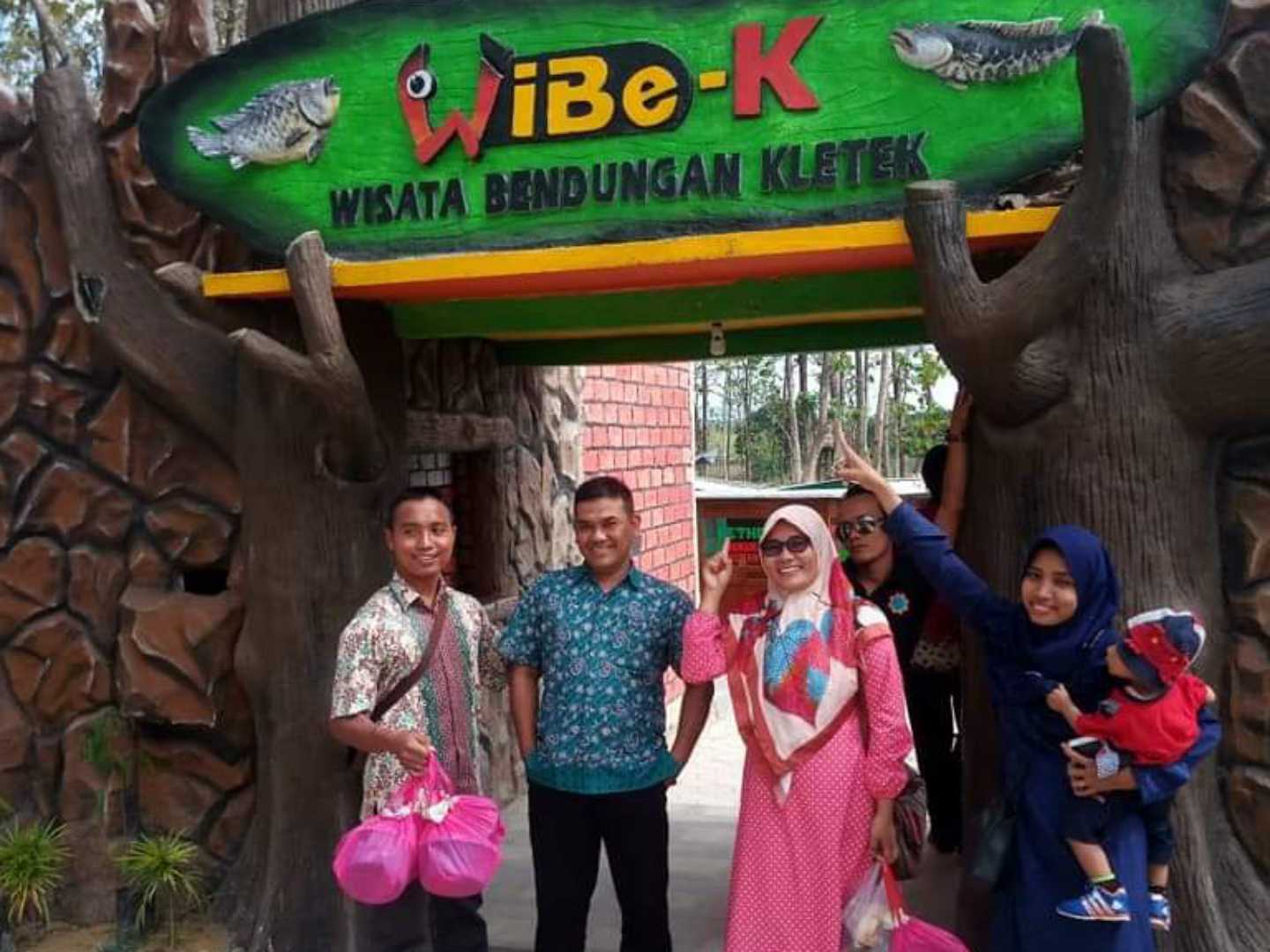 Wisata Bendungan Kletek