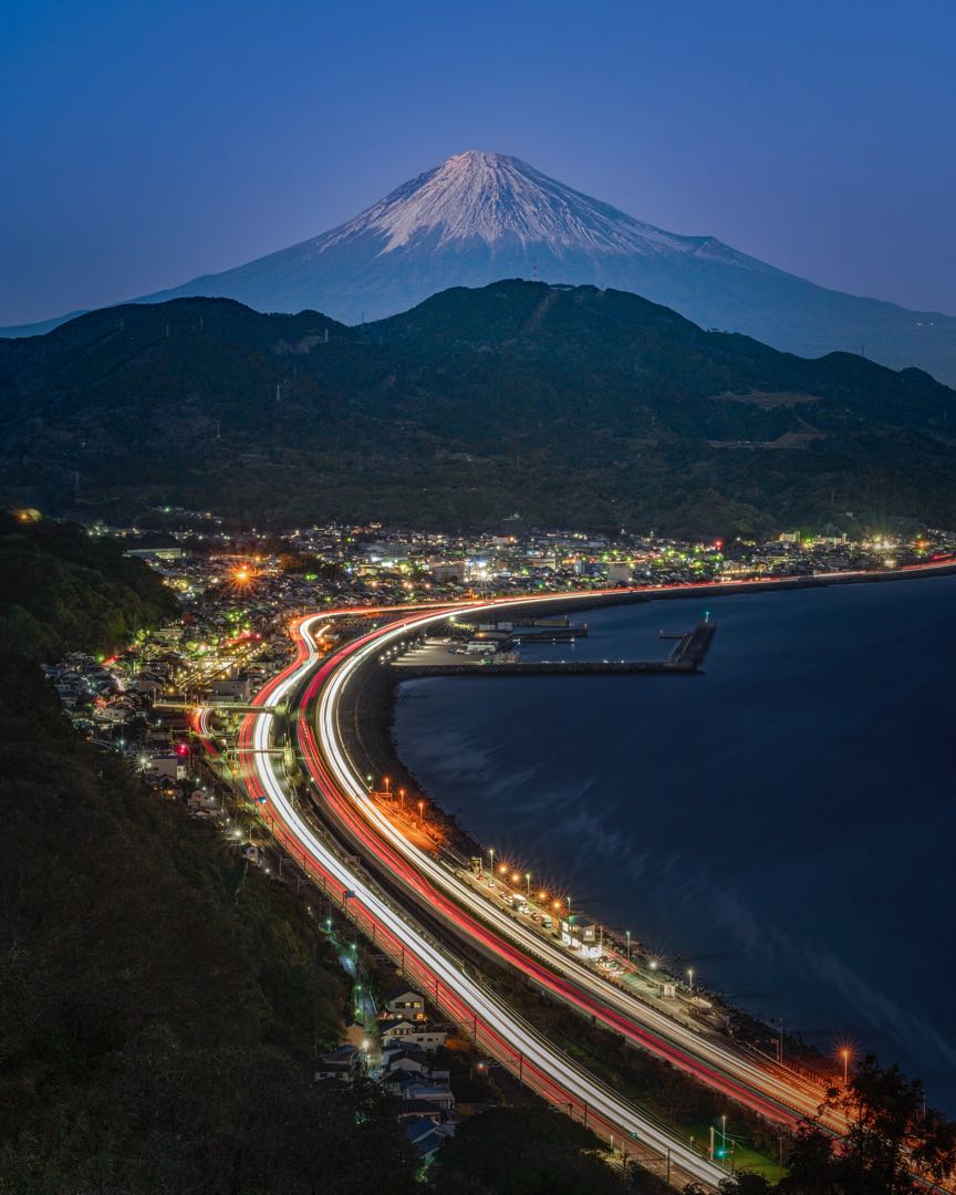Mt.Fuji at night🗻