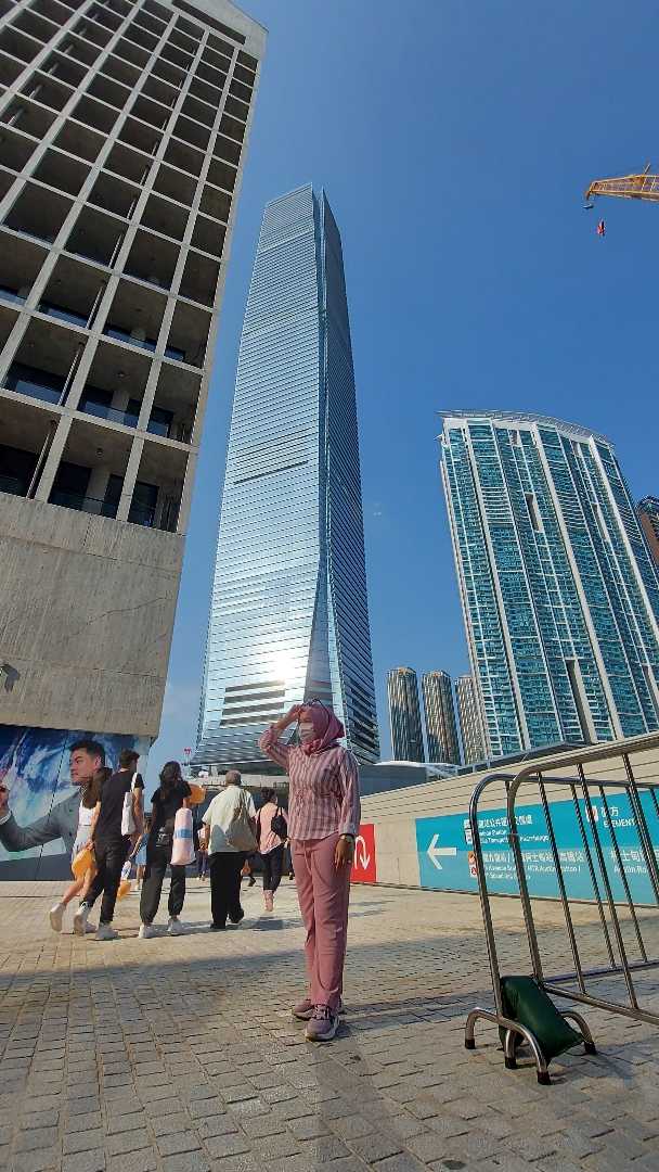Sky 100 HONGKONG 