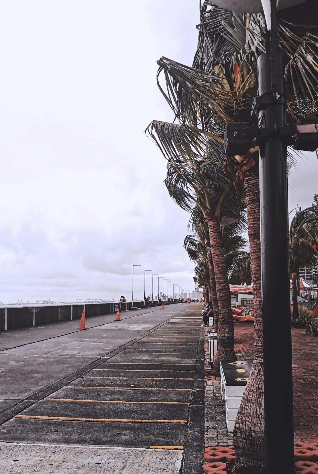 SM MOA Seaside📍