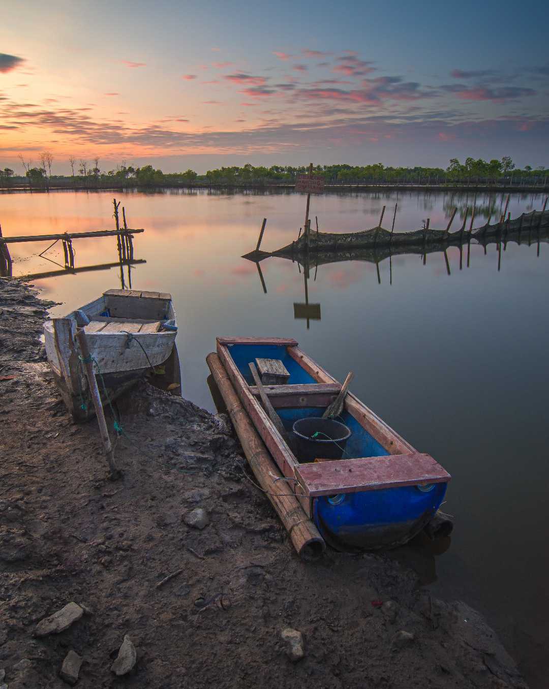 Sampan Nelayan Tambak 