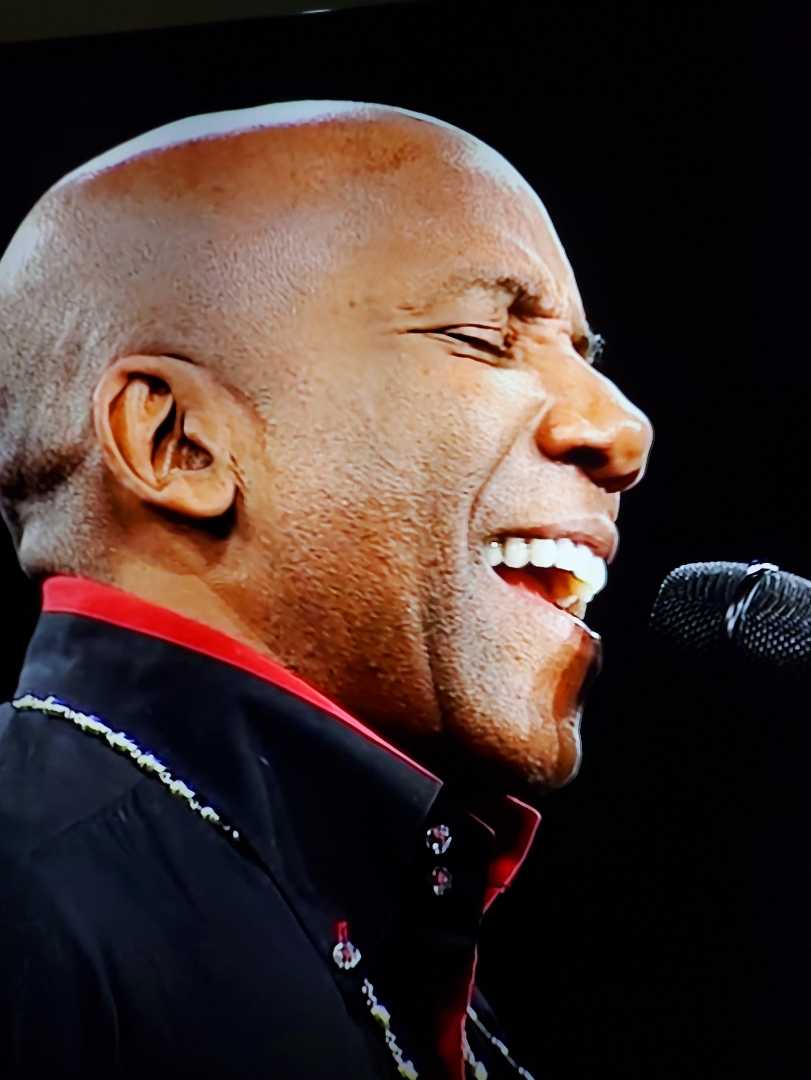 Nathan East (take from televisi) 