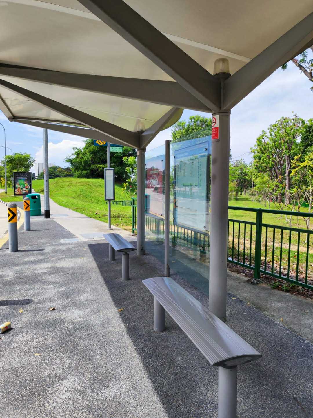 halte/bus stop