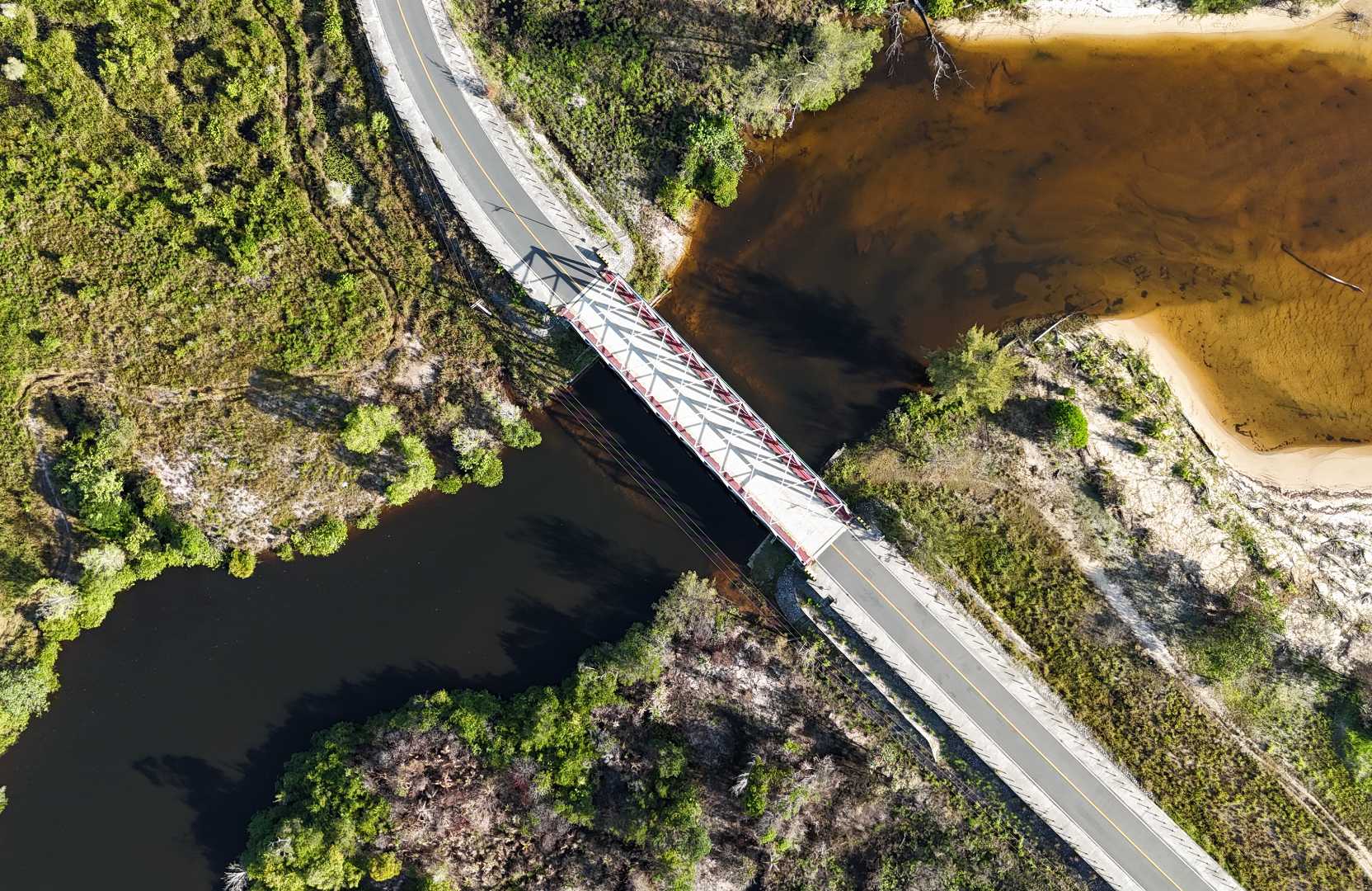 Jembatan Penghubung