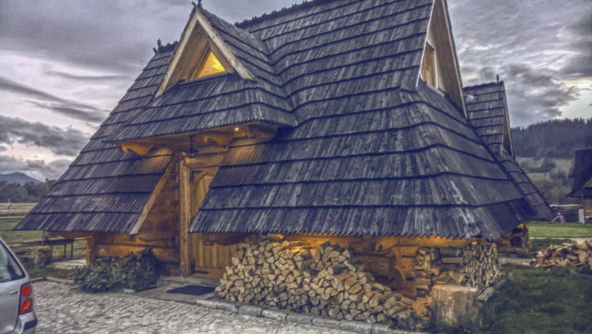Zakopane domki z Bali 