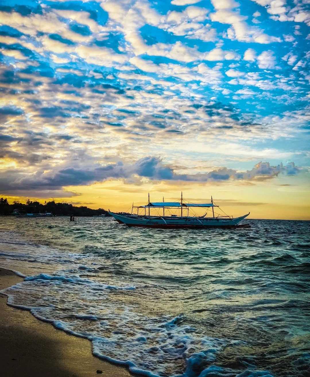 Maniwaya Island 