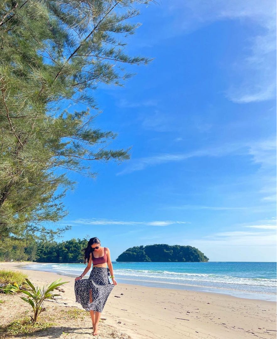 Kelambu Beach