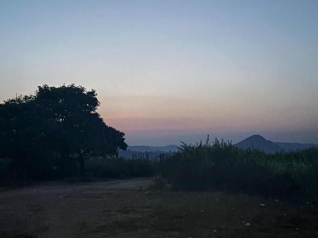 I find it incredibly amazing how, at every sunset, the sky is a different shade.