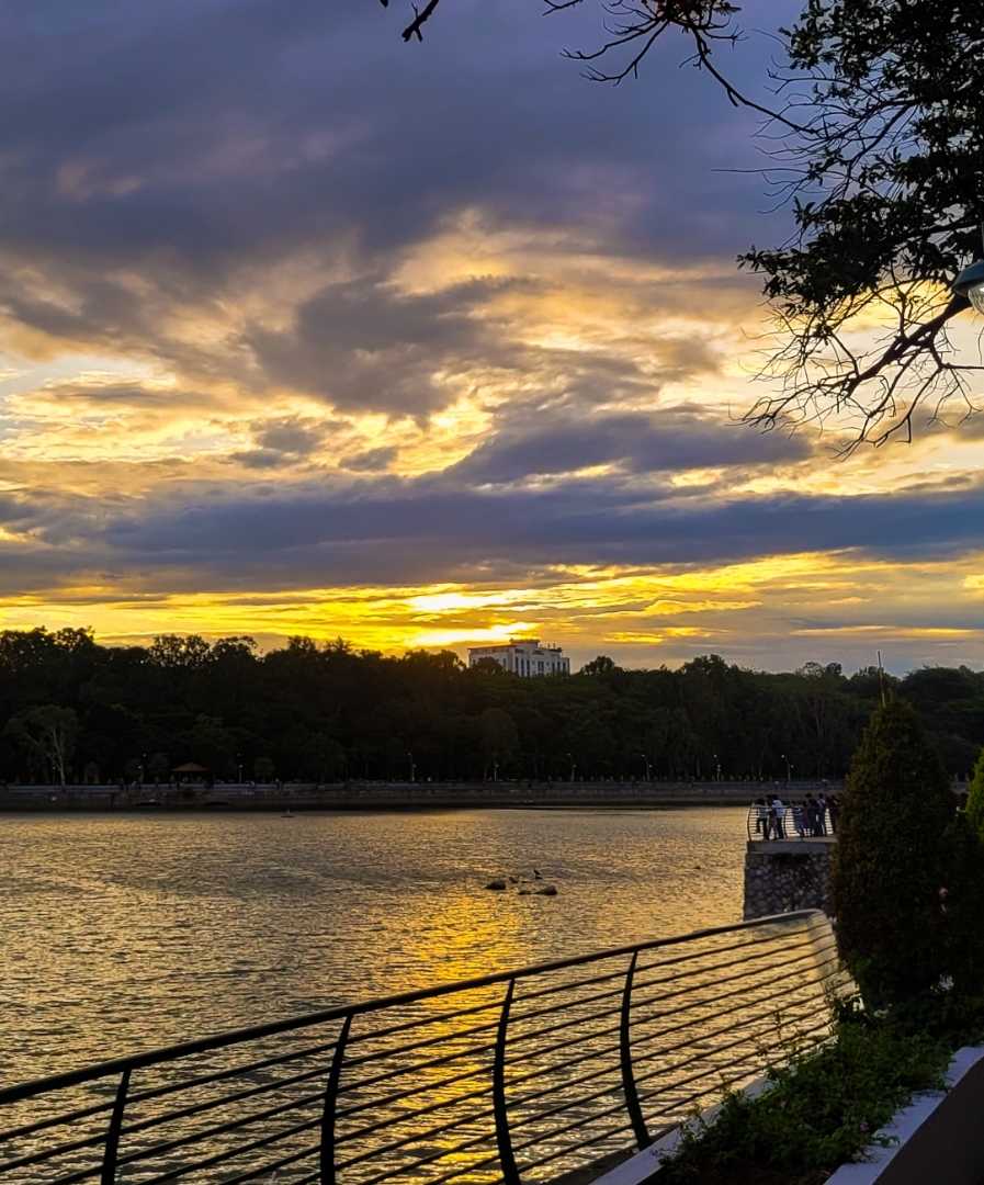 Summer Sunset in Bengaluru