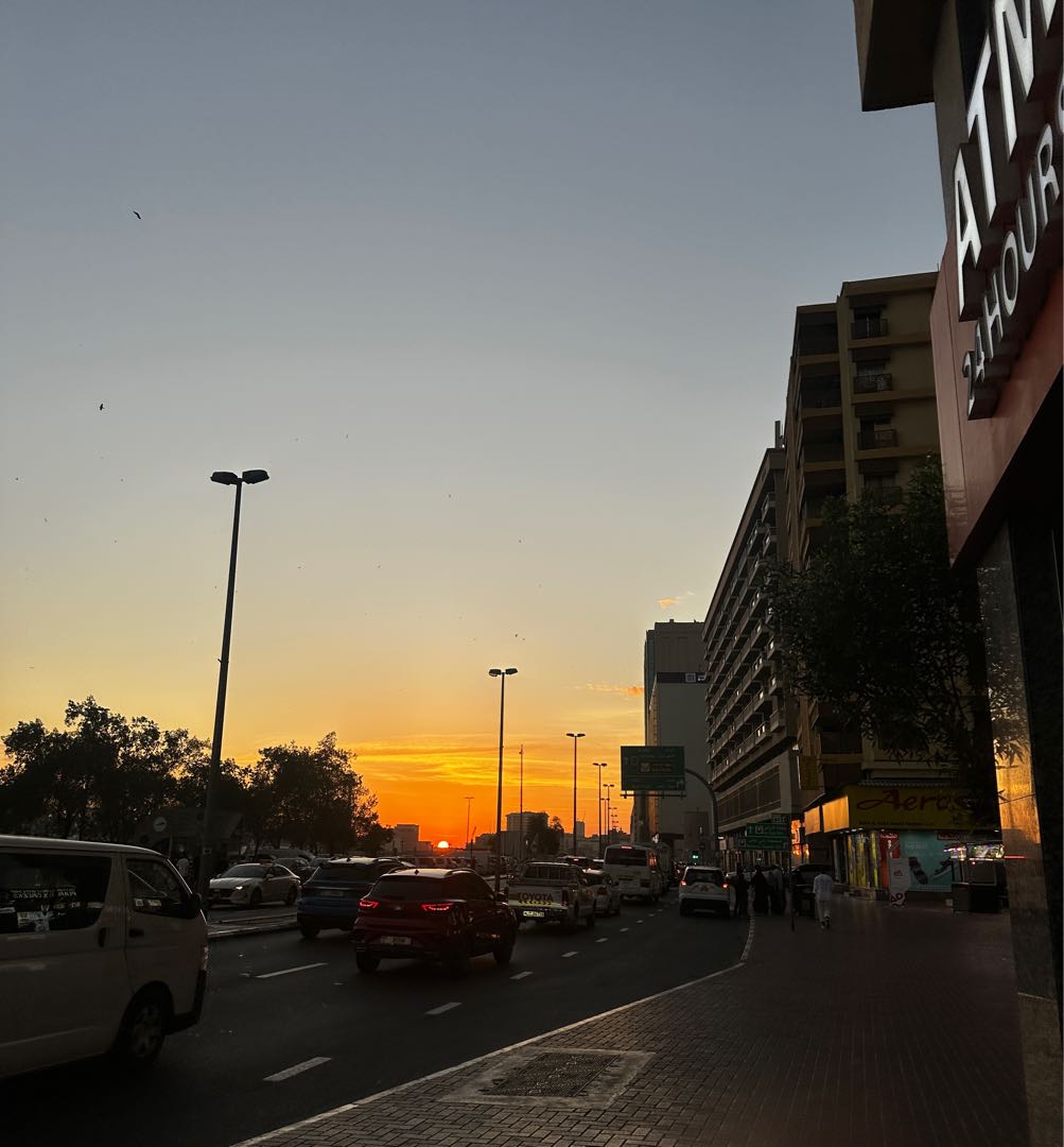 A chaotic sunset!