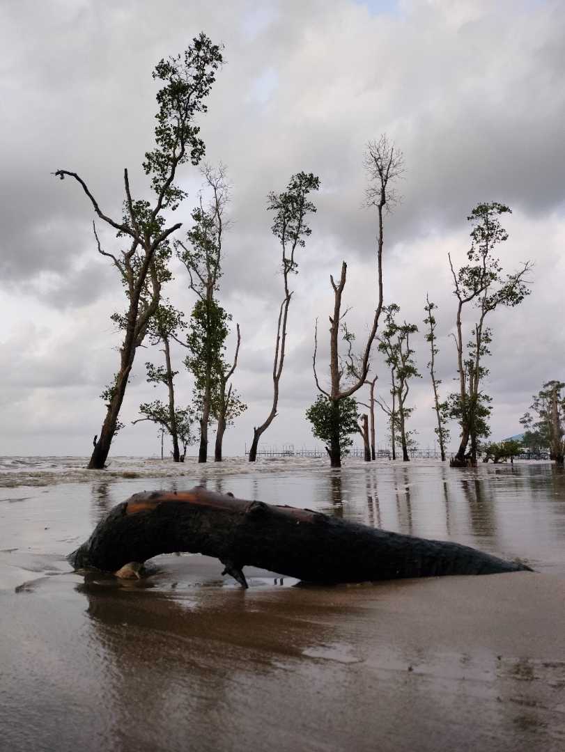 Pantai Ambalat samboja Kalimantan Timur