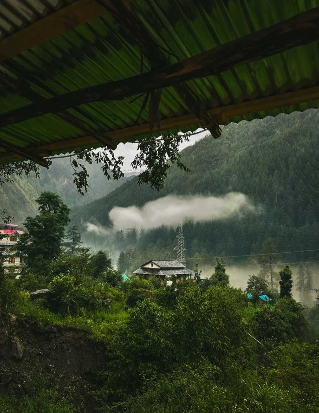 Floating cloud 
