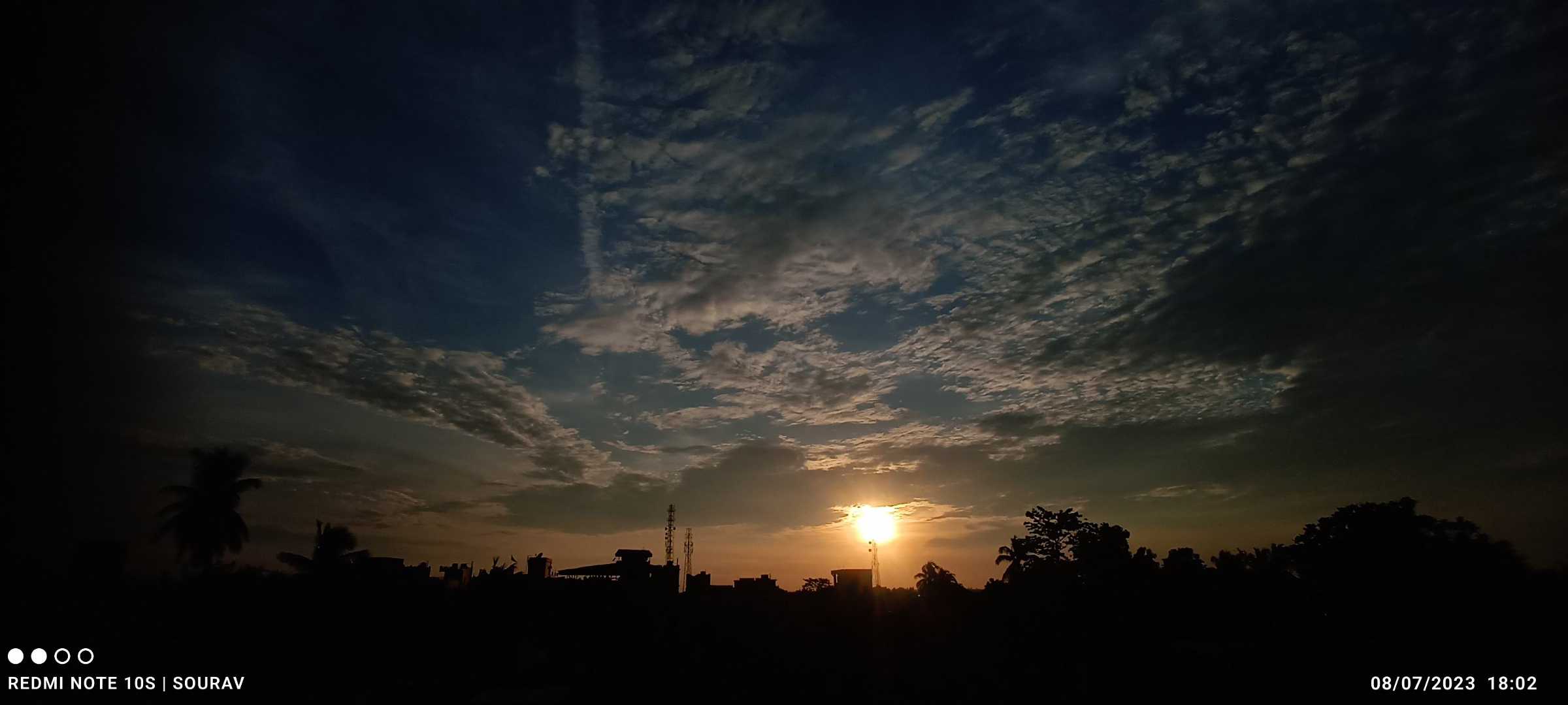🌅