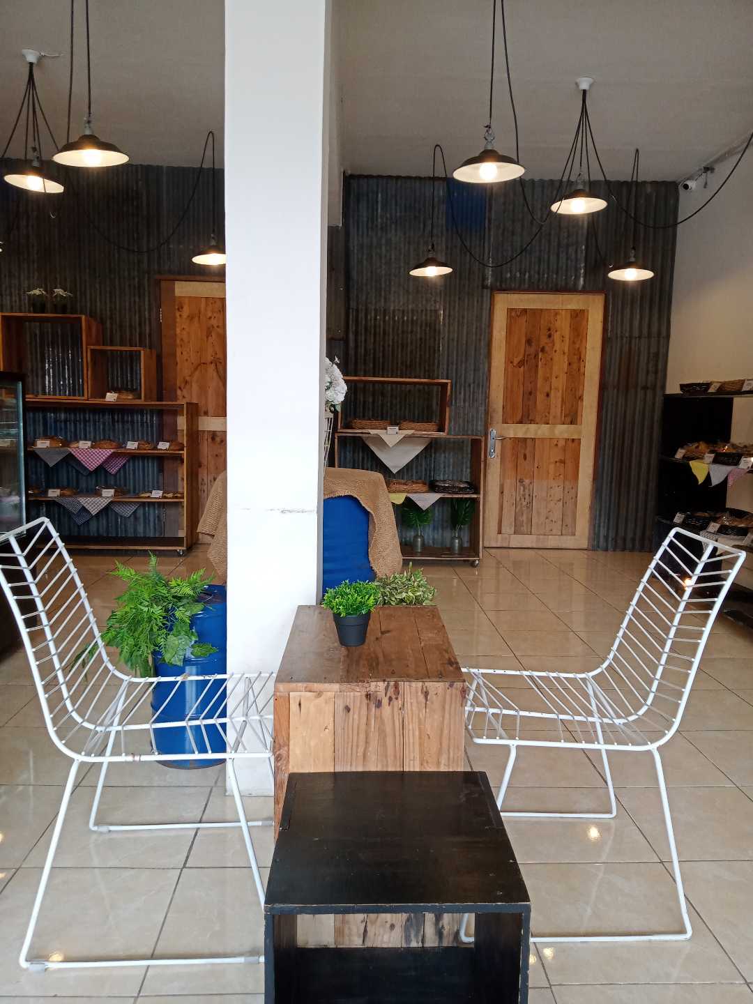 Outlet Kampoeng Roti