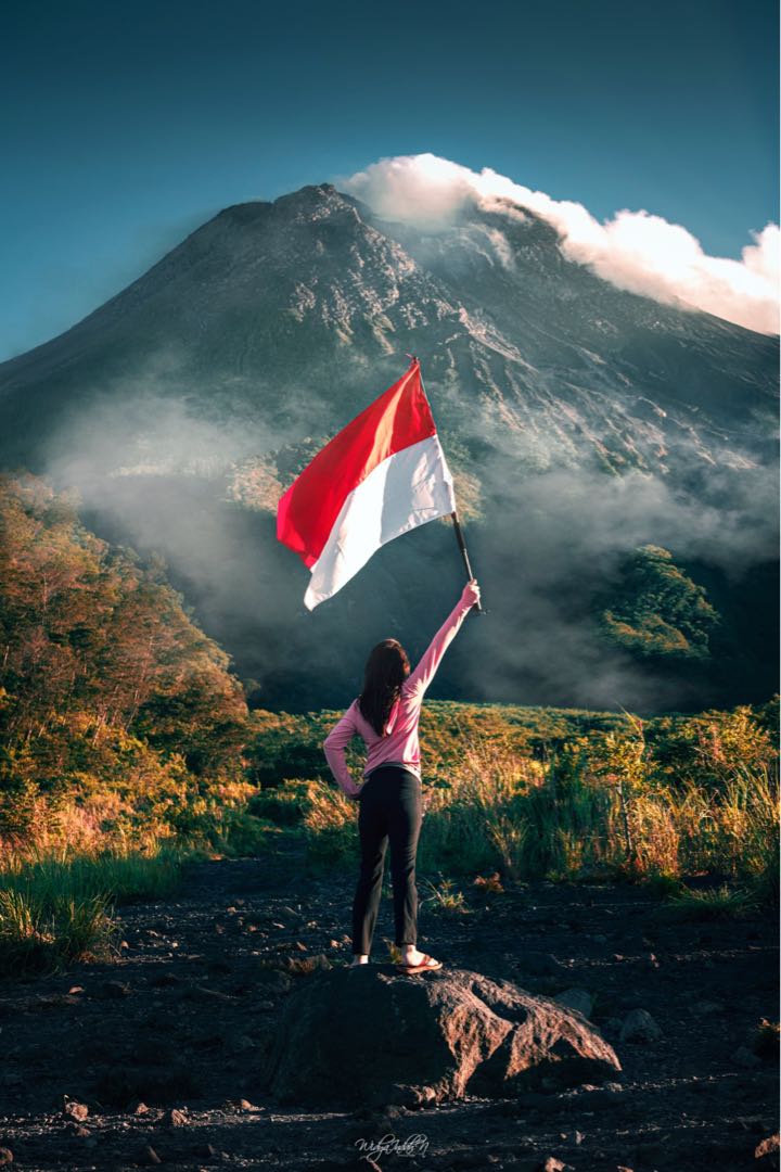 MAHAGURU MERAPI