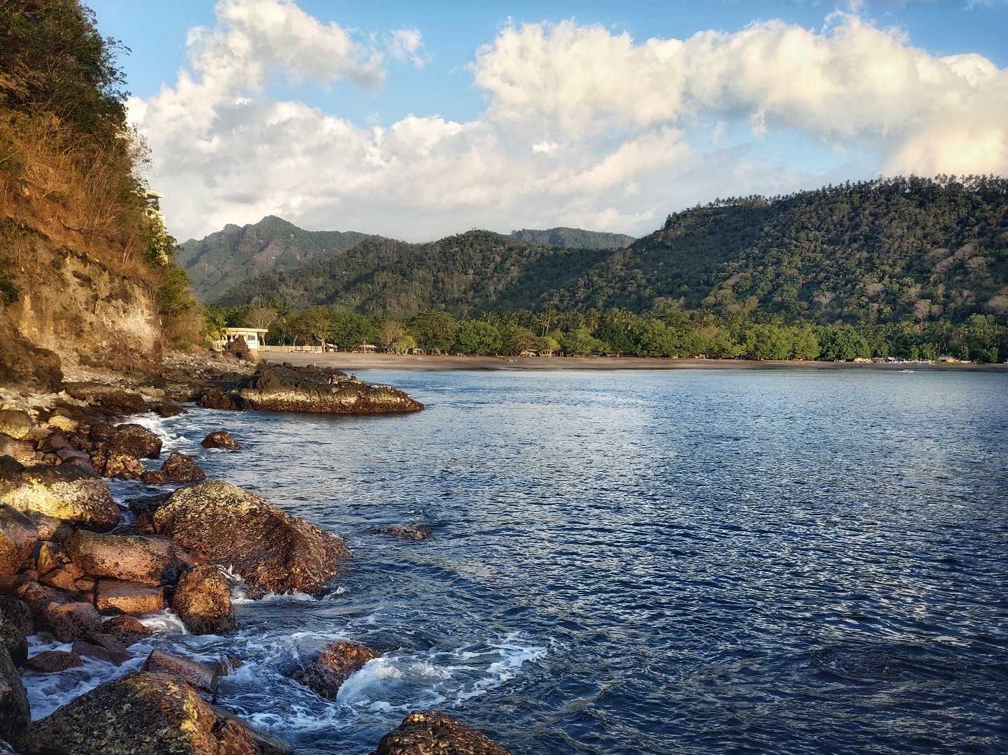 Pantai Malimbu